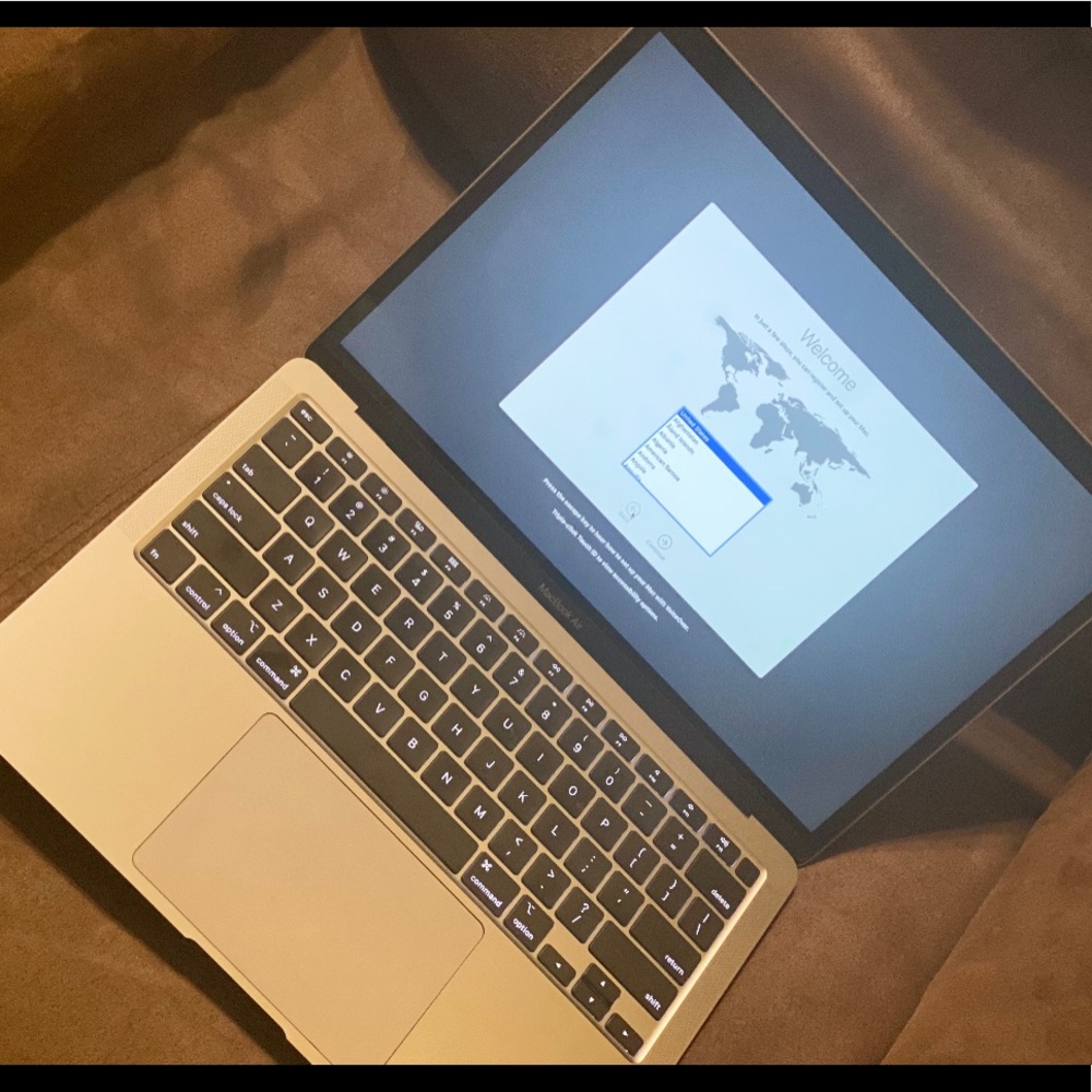 MacBook 2020
